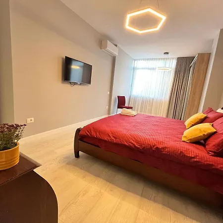 Flat 86 - Explore The Heart Of Tirana