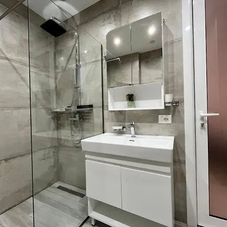 Flat 86 - Explore The Heart Of Tirana